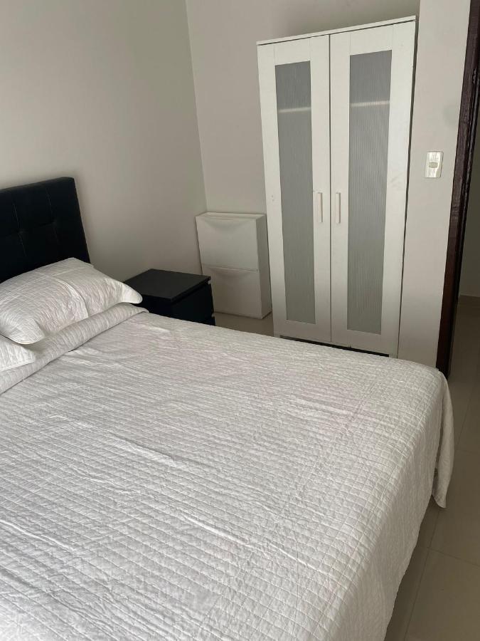 Espana Suites Hotel Ciudad del Este Kültér fotó
